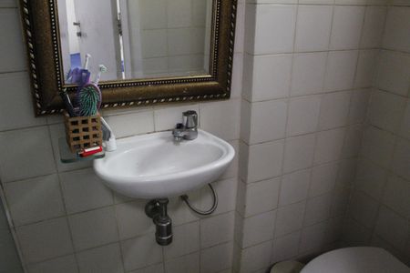 Apartamento à venda com 108m², 3 quartos e 1 vagaBanheiro da Suíte 2