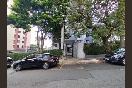 Apartamento para alugar com 48m², 2 quartos e 1 vagaFachada e portaria