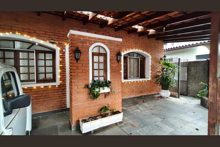 Casa à venda com 6 quartos, 247m² em Piqueri, São Paulo