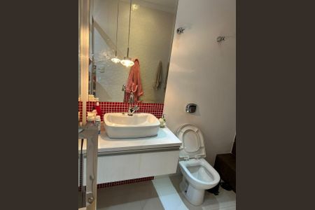 Casa para alugar com 200m², 3 quartos e 3 vagasBanheiro