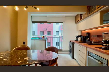 Studio à venda com 32m², 1 quarto e sem vaga Studio à venda com 32m², 1 quarto e sem vagaSala de Jantar