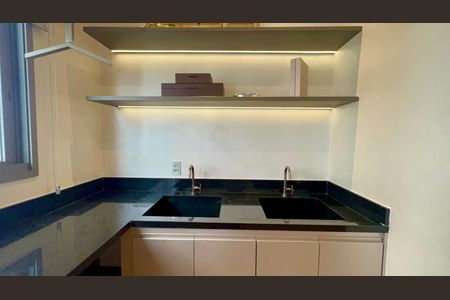 Studio à venda com 32m², 1 quarto e sem vaga Studio à venda com 32m², 1 quarto e sem vagaLavanderia