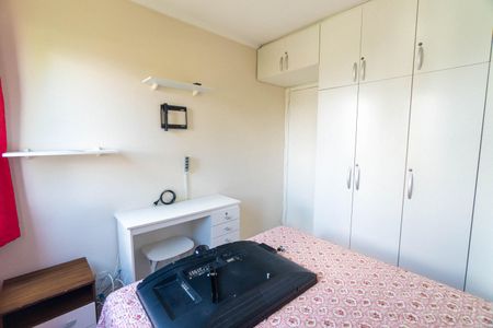 Quarto 2 de apartamento para alugar com 2 quartos, 60m² em Vila Guarani, São Paulo