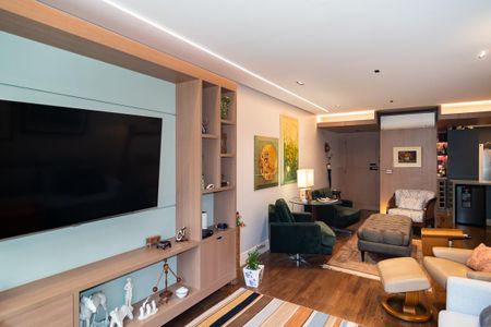 Apartamento à venda com 3 quartos, 130m² em Bela Vista, São Paulo