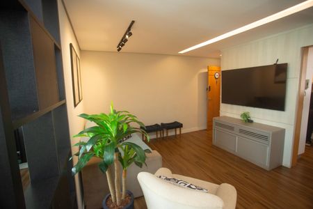 Sala de apartamento à venda com 3 quartos, 85m² em Buritis, Belo Horizonte