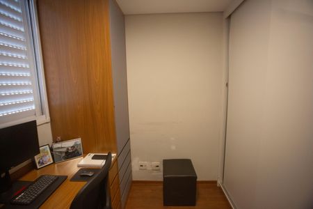 Apartamento à venda com 85m², 3 quartos e 2 vagasQuarto 2