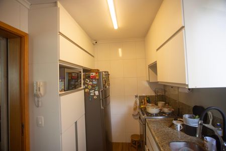 Apartamento à venda com 85m², 3 quartos e 2 vagasCozinha