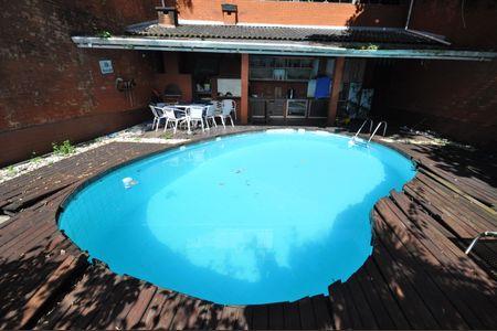Casa para alugar com 600m², 4 quartos e 5 vagasPiscina