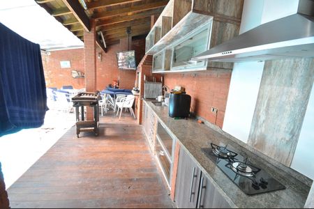 Casa para alugar com 600m², 4 quartos e 5 vagasChurrasqueira