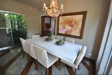 Casa para alugar com 600m², 4 quartos e 5 vagasCopa