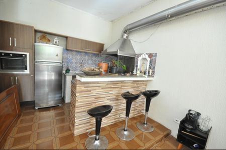 Casa para alugar com 600m², 4 quartos e 5 vagasSalão de festas