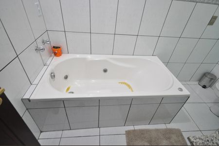 Casa para alugar com 600m², 4 quartos e 5 vagasBanheiro da Suíte 3