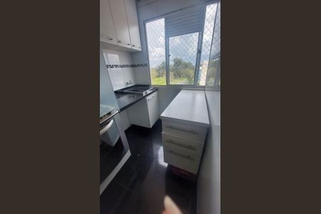 Cozinha de apartamento para alugar com 2 quartos, 45m² em Jardim Isis, Cotia