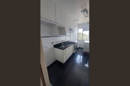 Cozinha de apartamento para alugar com 2 quartos, 45m² em Jardim Isis, Cotia