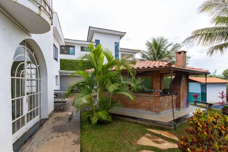 Casa à venda com 220m², 4 quartos e 6 vagasChurrasqueira
