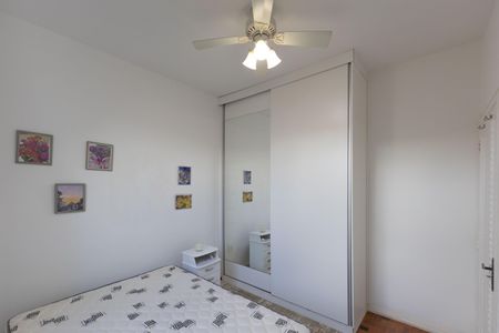 Casa à venda com 220m², 4 quartos e 6 vagasQuarto 2