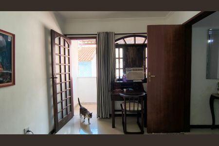 Casa de condomínio à venda com 168m², 3 quartos e 2 vagas Casa de condomínio à venda com 168m², 3 quartos e 2 vagasQuarto 1