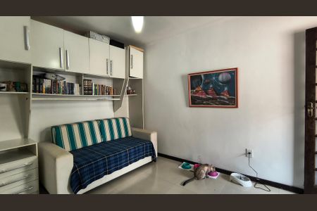 Casa de condomínio à venda com 168m², 3 quartos e 2 vagas Casa de condomínio à venda com 168m², 3 quartos e 2 vagasQuarto 1