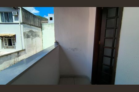 Casa de condomínio à venda com 168m², 3 quartos e 2 vagas Casa de condomínio à venda com 168m², 3 quartos e 2 vagasVaranda do Quarto 2
