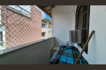 Casa de condomínio à venda com 168m², 3 quartos e 2 vagas Casa de condomínio à venda com 168m², 3 quartos e 2 vagasVaranda do Quarto 1