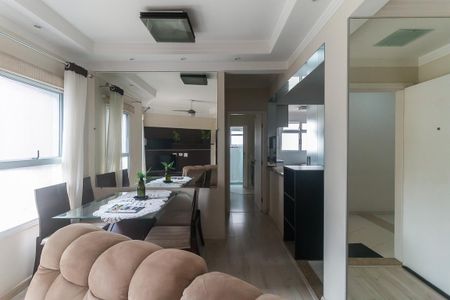 Sala de apartamento para alugar com 2 quartos, 55m² em Loteamento Mogilar, Mogi das Cruzes