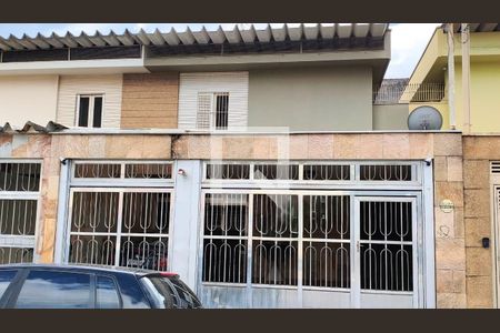 Fachada de casa à venda com 3 quartos, 170m² em Lapa, São Paulo