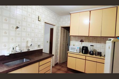 Cozinha de casa à venda com 3 quartos, 170m² em Lapa, São Paulo
