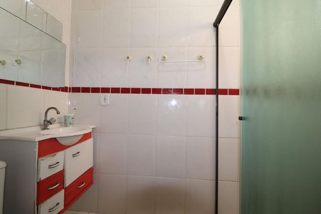 Casa à venda com 148m², 3 quartos e 2 vagasBanheiro Quarto 1 suíte