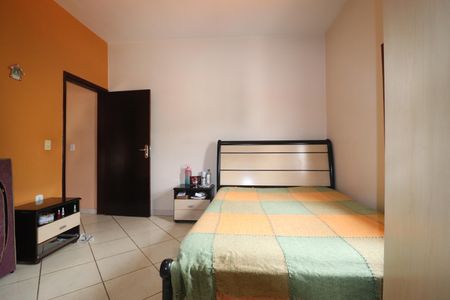 Casa à venda com 148m², 3 quartos e 2 vagasQuarto 1 suíte