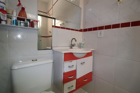 Casa à venda com 148m², 3 quartos e 2 vagasBanheiro Quarto 1 suíte