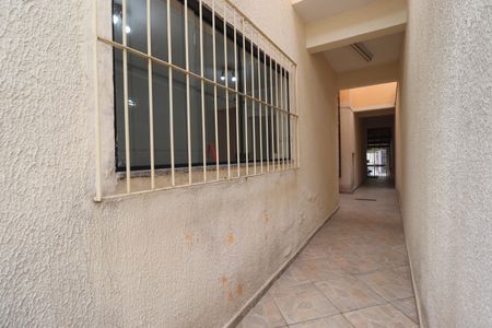 Casa à venda com 148m², 3 quartos e 2 vagasCorredor Lateral