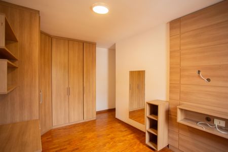 Apartamento para alugar com 73m², 2 quartos e 1 vaga Apartamento para alugar com 73m², 2 quartos e 1 vagaQUARTO 2