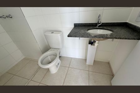 Apartamento à venda com 54m², 2 quartos e 1 vaga Apartamento à venda com 54m², 2 quartos e 1 vagaBanheiro
