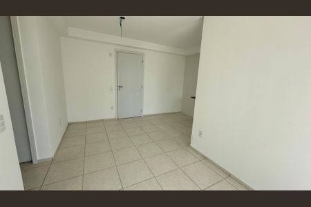 Sala de apartamento à venda com 2 quartos, 54m² em Barra Olímpica, Rio de Janeiro