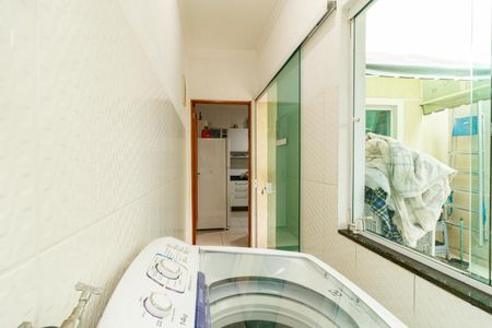 Casa à venda com 142m², 2 quartos e 2 vagasÁrea de Serviço