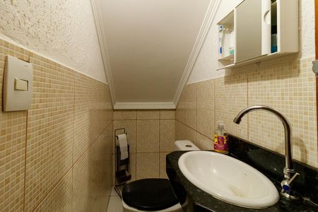 Casa à venda com 142m², 2 quartos e 2 vagasLavabo