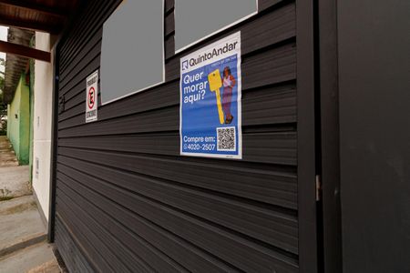 Casa à venda com 142m², 2 quartos e 2 vagasFachada com Plaquinha HKTL-534