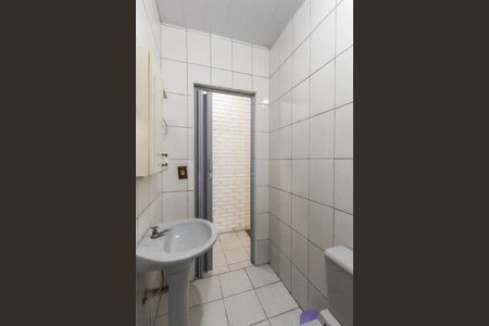 Casa para alugar com 180m², 6 quartos e 3 vagas Casa para alugar com 180m², 6 quartos e 3 vagasBanheiro Social Casa 2