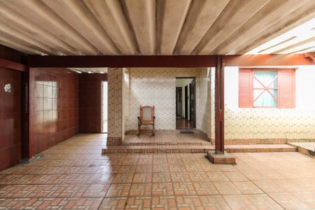 Casa para alugar com 180m², 6 quartos e 3 vagas Casa para alugar com 180m², 6 quartos e 3 vagasGaragem