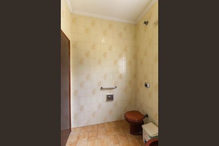 Casa para alugar com 180m², 6 quartos e 3 vagas Casa para alugar com 180m², 6 quartos e 3 vagasBanheiro Casa 1