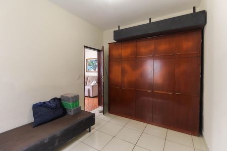 Casa para alugar com 180m², 6 quartos e 3 vagas Casa para alugar com 180m², 6 quartos e 3 vagasQuarto 1 Casa 1