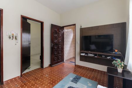 Casa para alugar com 180m², 6 quartos e 3 vagas Casa para alugar com 180m², 6 quartos e 3 vagasSala Casa 1