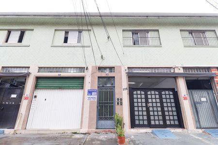 Apartamento à venda com 66m², 2 quartos e 1 vaga