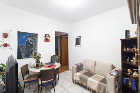 Apartamento à venda com 66m², 2 quartos e 1 vaga