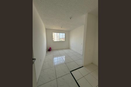 Sala de apartamento para alugar com 2 quartos, 60m² em Rubem Berta, Porto Alegre