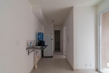 Sala de apartamento à venda com 2 quartos, 32m² em Parque Industrial Tomas Edson, São Paulo