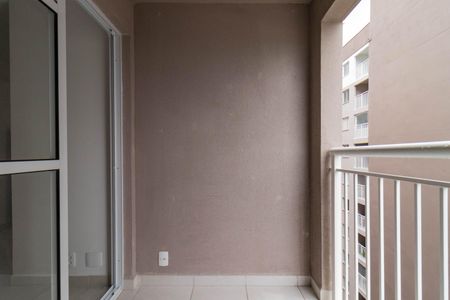 Varanda de apartamento à venda com 2 quartos, 32m² em Parque Industrial Tomas Edson, São Paulo