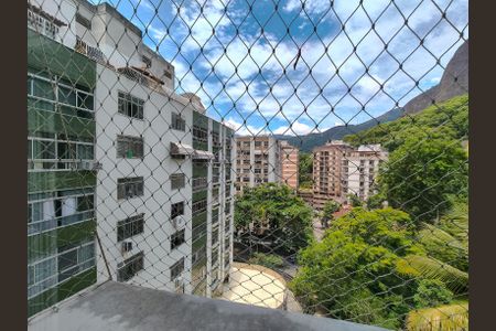 Apartamento para alugar com 80m², 2 quartos e 1 vagaVista da Suíte