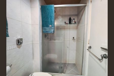 Apartamento para alugar com 80m², 2 quartos e 1 vagaBanheiro Corredor