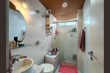 Apartamento para alugar com 80m², 2 quartos e 1 vagaBanheiro da Suíte